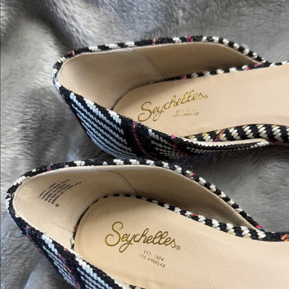Seychelles Anthropologie Black and White Plaid Flats - Picture 2 of 9